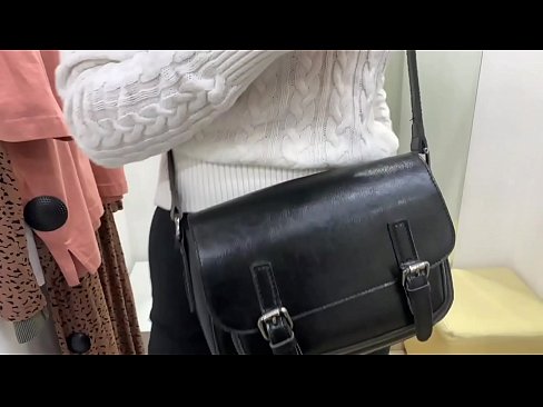 ❤️ Мастурбатсияи оммавии зани ҷавон ФералБерри бо дилдо дар утоқи мувофиқ ❤️  Секс  дар tg.filmexxx18.ru ☑